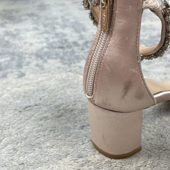 Jewel Badgley Mischka Catalina Block Heel Sandal Jewel Ankle Strap Satin Sz 8 - Picture 8 of 13